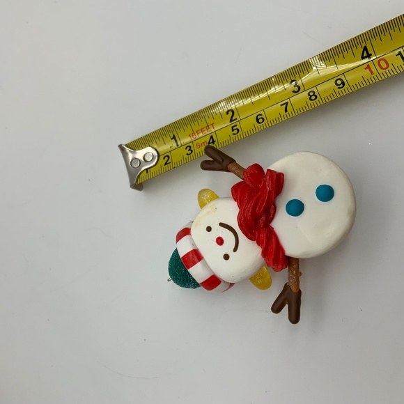 Hallmark Keepsake Sweet Snowman 2017 Limited Edition Christmas Ornament - Picture 7 of 13